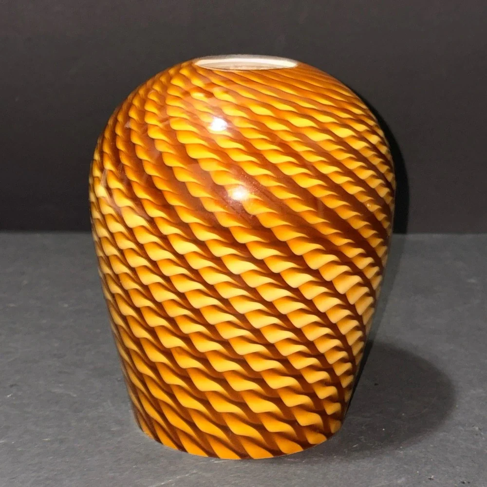 Amber Yellow Swirl Art Glass Lamp Shade Ribbed Hand Blown Replacement Globe 6